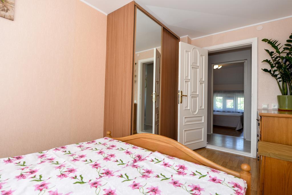 נידה Guesthouse "Nakvyne Pas Zveja" Nagliu Street מראה חיצוני תמונה