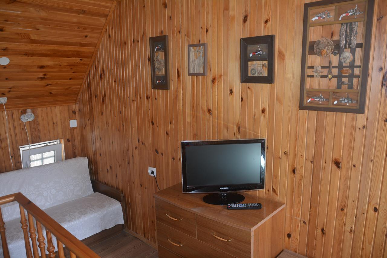 נידה Guesthouse "Nakvyne Pas Zveja" Nagliu Street מראה חיצוני תמונה